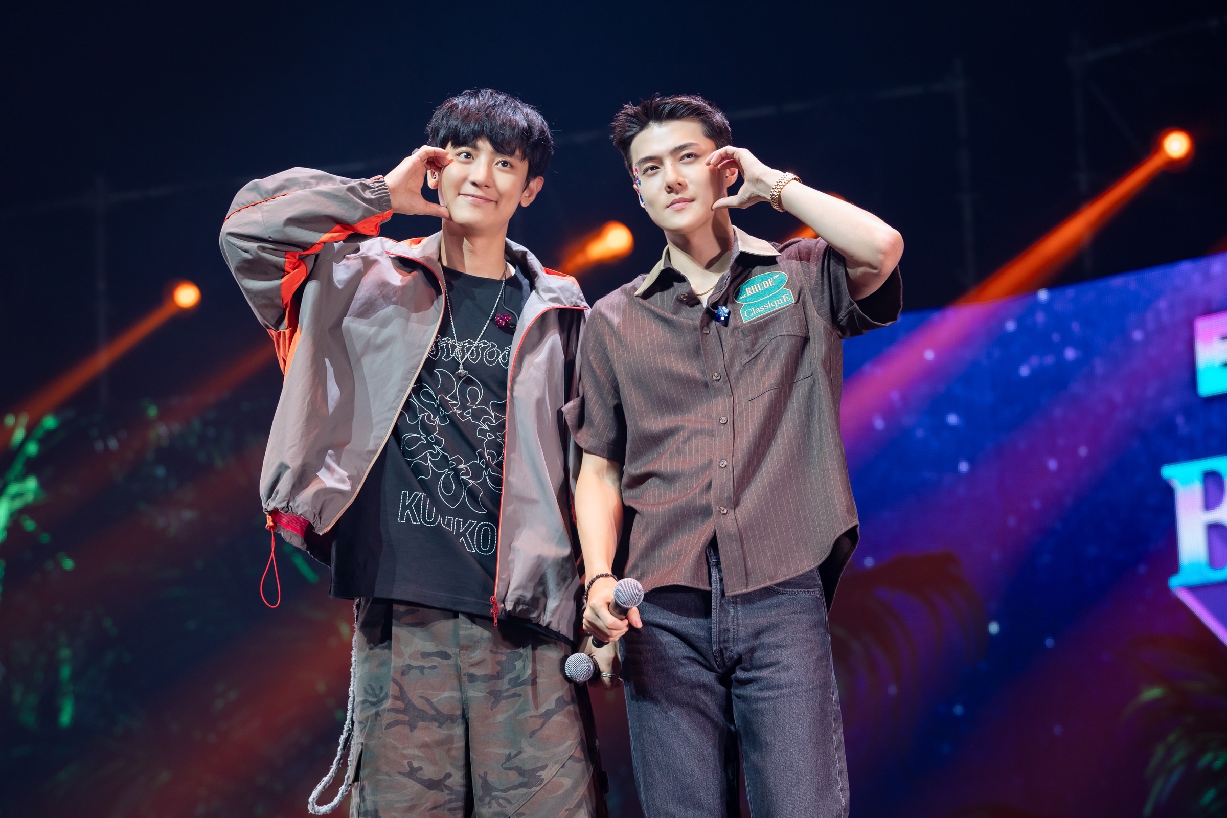 บรรยากาศสุดประทับใจ สุดยอดดูโอ้ EXO-SC เซฮุน-ชานยอล จัดแฟนคอนครั้งแรกในเมืองไทย บรรยากาศสุดประทับใจ สุดยอดดูโอ้ EXO-SC เซฮุน-ชานยอล จัดแฟนคอนครั้งแรกในเมืองไทย