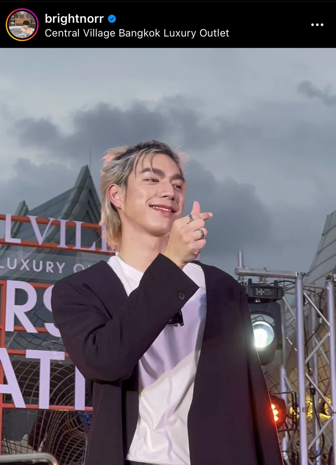 ไบร์ท นรภัทร ยอมรับอัพค่าตัวจริง! แบบสมเหตุสมผล ไบร์ท นรภัทร ยอมรับอัพค่าตัวจริง! แบบสมเหตุสมผล