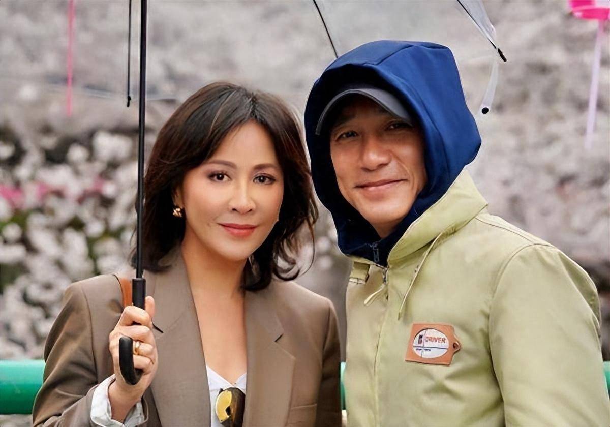 “เฉิงเซียว”( Cheng Xiao) ปฏิเสธข่าวลือแอบมีลูกกับ “เหลียงเฉาเหว่ย” (Tony Leung) “เฉิงเซียว”( Cheng Xiao) ปฏิเสธข่าวลือแอบมีลูกกับ “เหลียงเฉาเหว่ย” (Tony Leung)