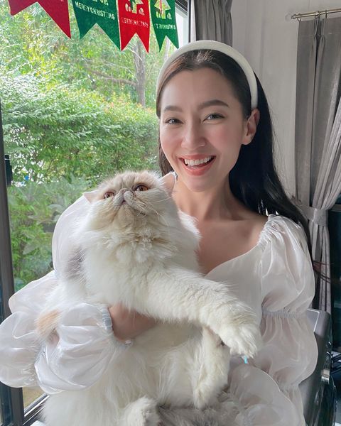พลอย ภัทรากร เตรียมฟ้องหลังถูกโยง เวียร์-เบลล่า ไม่หยุด (มีคลิป) พลอย ภัทรากร เตรียมฟ้องหลังถูกโยง เวียร์-เบลล่า ไม่หยุด (มีคลิป)