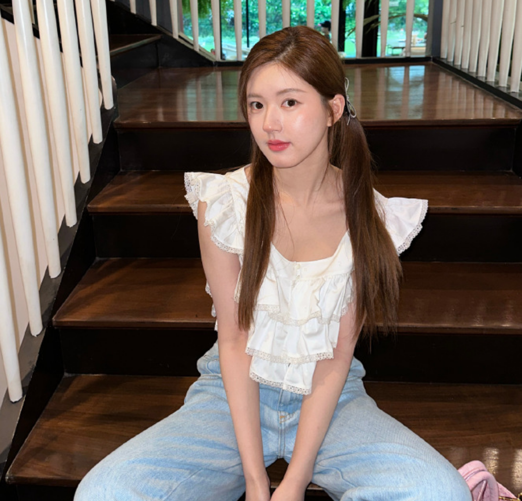 เปิดประวัติ “จ้าวลู่ซื่อ” นางเอกสุดฮอต! แสนสเน่ห์ส่งตรงจากแดนมังกร เปิดประวัติ “จ้าวลู่ซื่อ” นางเอกสุดฮอต! แสนสเน่ห์ส่งตรงจากแดนมังกร