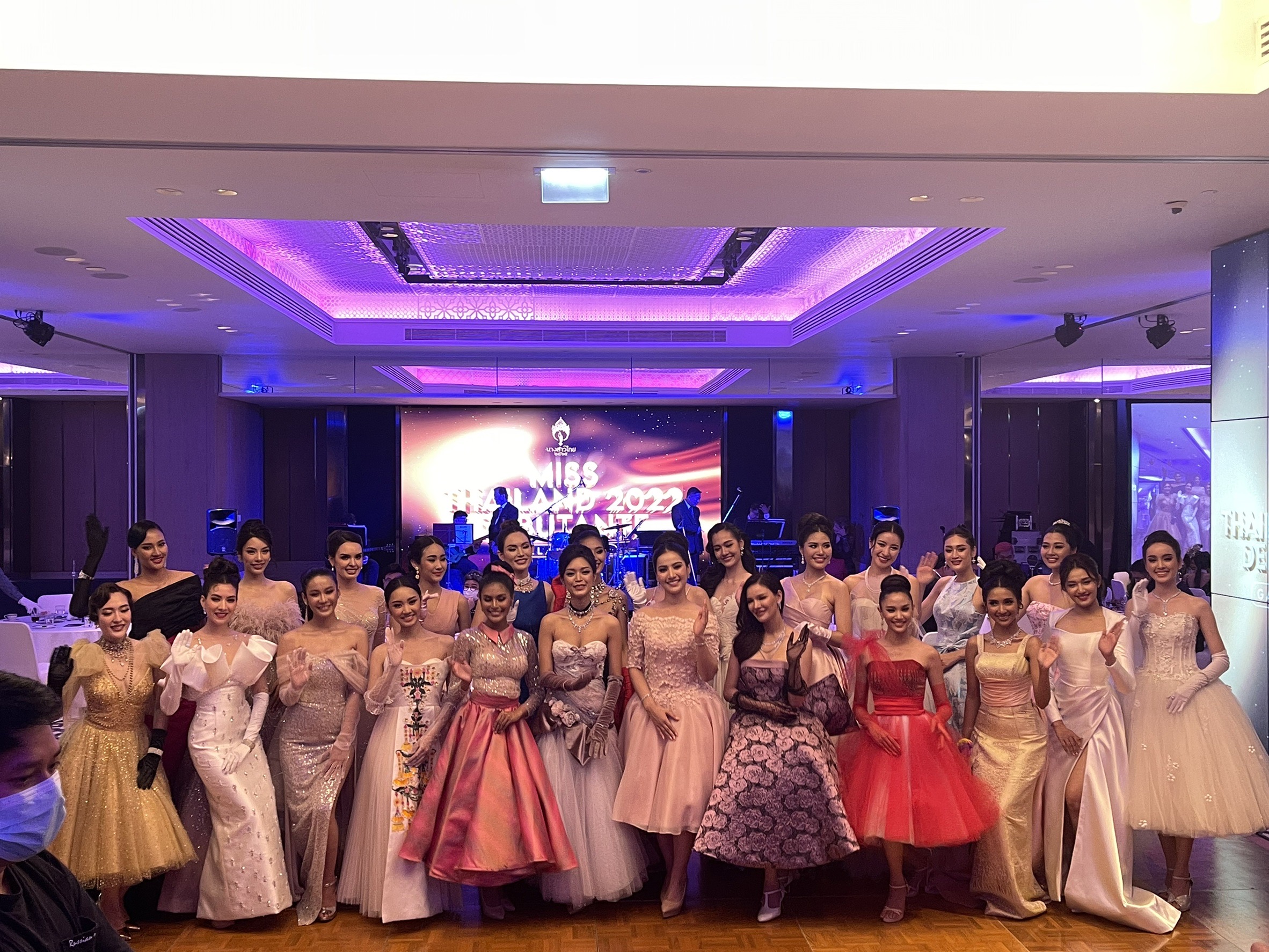 นางสาวไทย 2565 อวดโฉมในค่ำคืนแห่งมนตร์เสน่ห์ Debutante Gala Night สุดหรู นางสาวไทย 2565 อวดโฉมในค่ำคืนแห่งมนตร์เสน่ห์ Debutante Gala Night สุดหรู