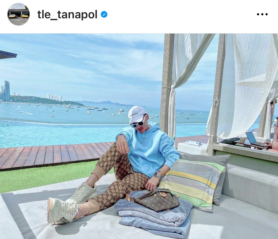 ภาพล่าสุด เติ้ล ธนพล ลาสิกขาแล้ว หลังบวชนาน 7 เดือน ภาพล่าสุด เติ้ล ธนพล ลาสิกขาแล้ว หลังบวชนาน 7 เดือน
