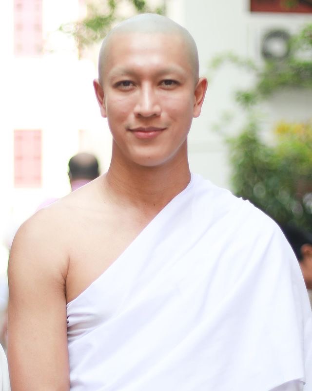 อนุโมทนาบุญ กอล์ฟ อนุวัฒน์  ก้าวเข้าสู่รั้วพระธรรมเรียบร้อยแล้ว กับงานบวชสุดเรียบง่าย