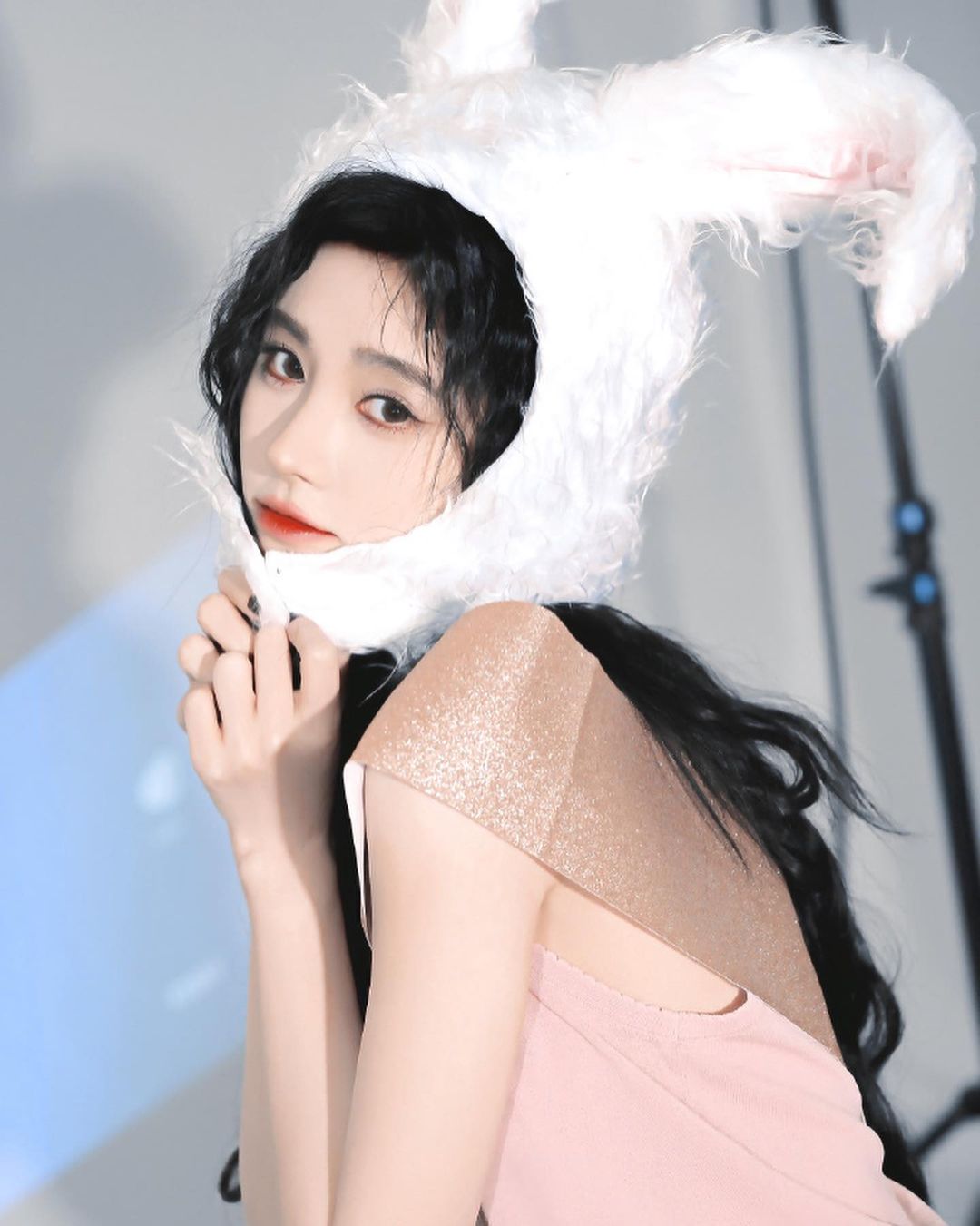 หนุ่มไทยใจละลาย!! ‘จวีจิ้งอี’ นางเอกจีน ‘ตำนานรักนางพญางูขาว’ ลัดฟ้าเที่ยวไทย หนุ่มไทยใจละลาย!! ‘จวีจิ้งอี’ นางเอกจีน ‘ตำนานรักนางพญางูขาว’ ลัดฟ้าเที่ยวไทย