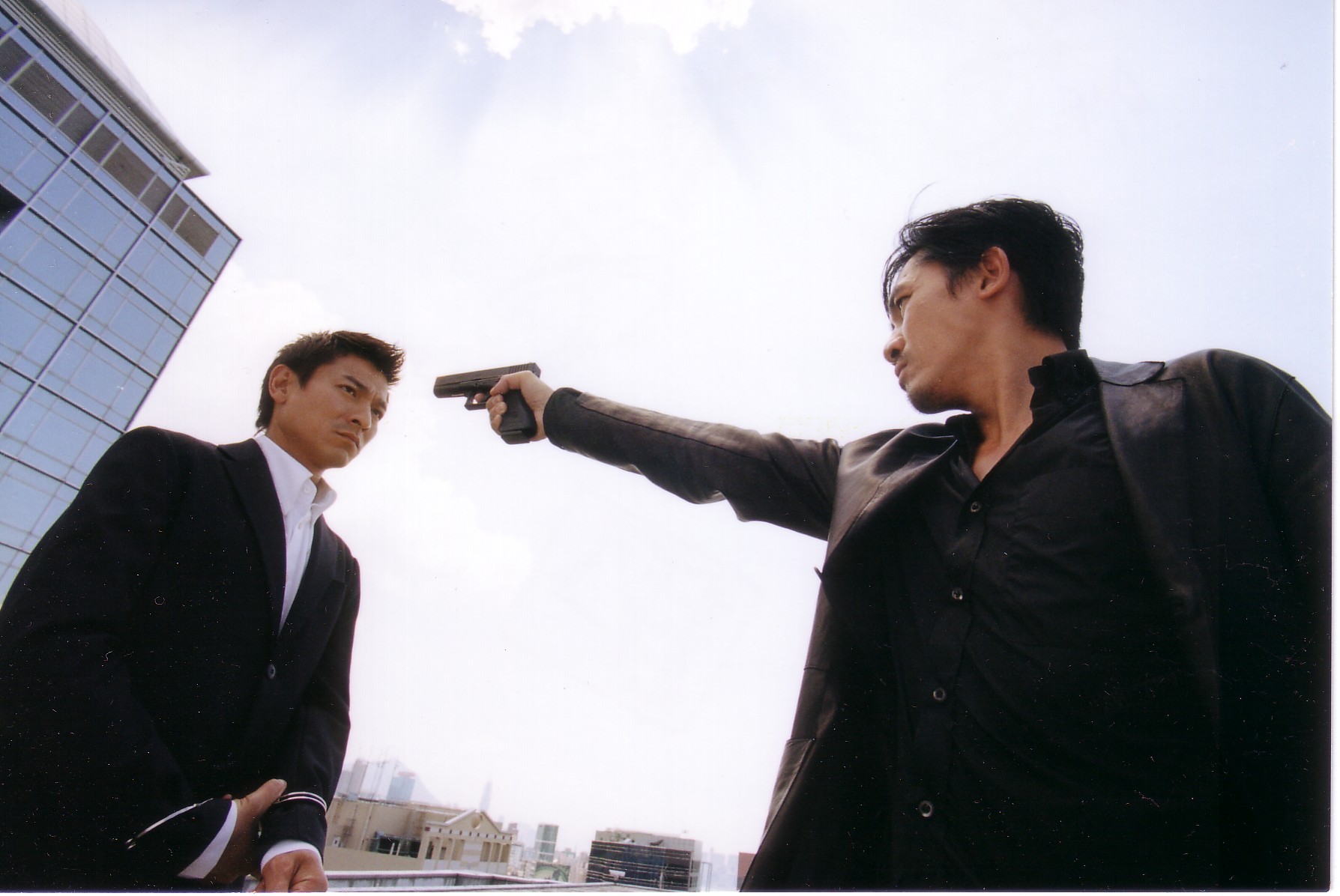 'หลิวเต๋อหัว' ร่วมตัดเค้ก!! ฉลอง 20 ปี หนัง 'Infernal Affairs สองคนสองคม'