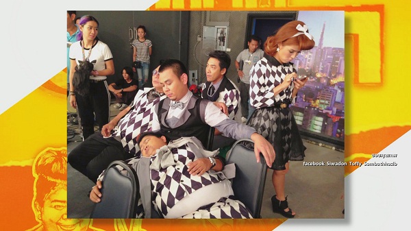 ปิดตำนานรายการดัง “ตลกหกฉาก” ในปีที่ 15   (มีคลิป)