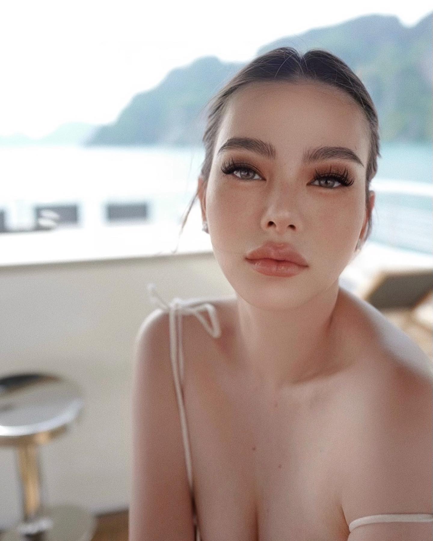 ดิว อริสรา ฟาดต่อ พี่น้อง 4 บ. โพสต์รู้สึกเห็นใจตร.ที่ตั้งใจทำงานที่เห็นผิดคือผิด ไม่ใช่ผิดคือชอบ ดิว อริสรา ฟาดต่อ พี่น้อง 4 บ. โพสต์รู้สึกเห็นใจตร.ที่ตั้งใจทำงานที่เห็นผิดคือผิด ไม่ใช่ผิดคือชอบ