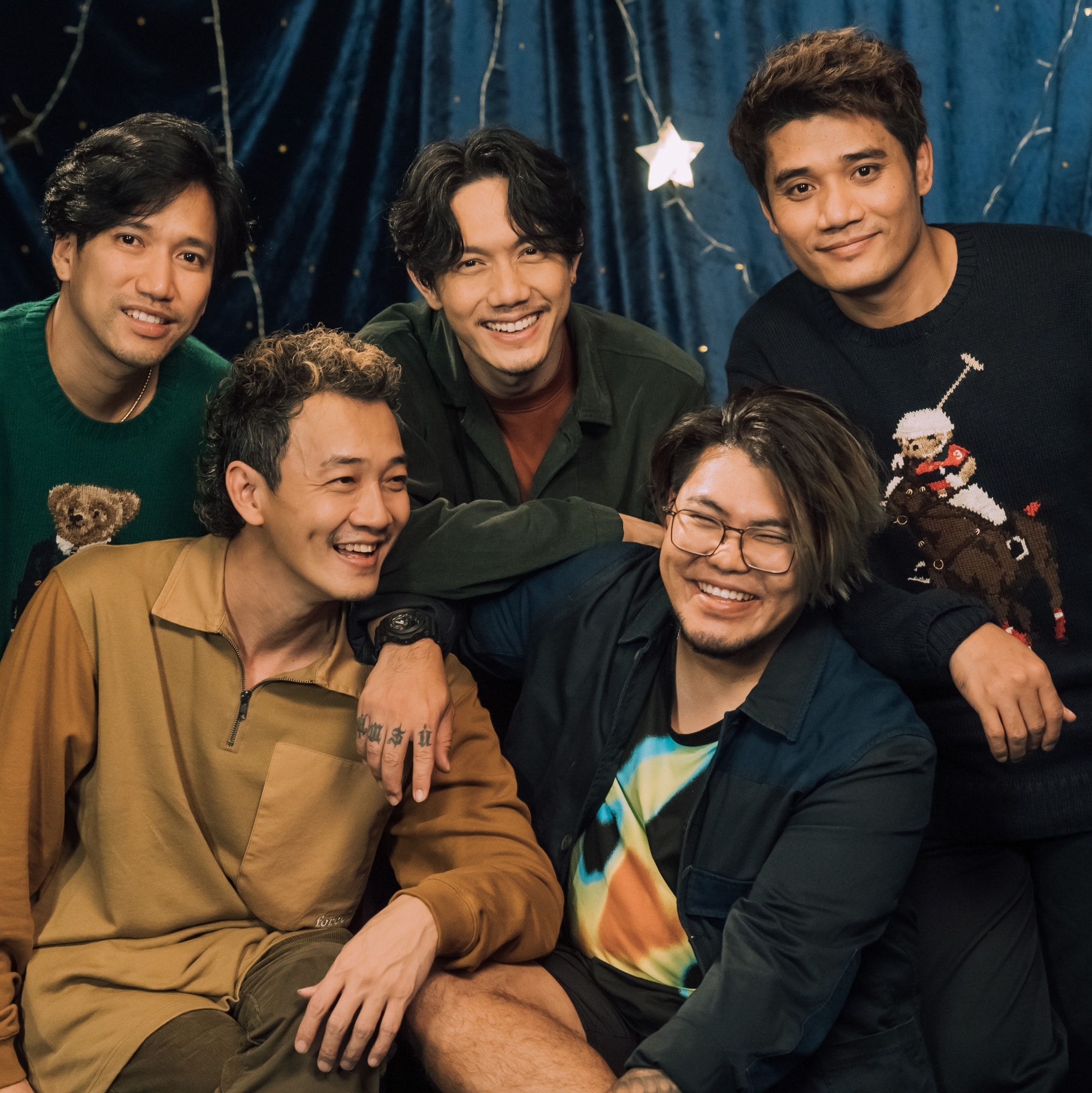 รวมเหล่าคนบันเทิงกับเพลงดังใน TikTok โกโกวา ที่ฮิตติดหู รวมเหล่าคนบันเทิงกับเพลงดังใน TikTok โกโกวา ที่ฮิตติดหู