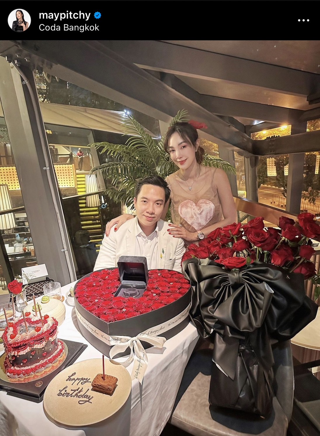 ย้อนเล่าเส้นทางรัก เมย์ พิชญ์นาฏ-ไฮโซบิ๊ก จากเพื่อนสู่สถานะ คู่ชีวิต ย้อนเล่าเส้นทางรัก เมย์ พิชญ์นาฏ-ไฮโซบิ๊ก จากเพื่อนสู่สถานะ คู่ชีวิต
