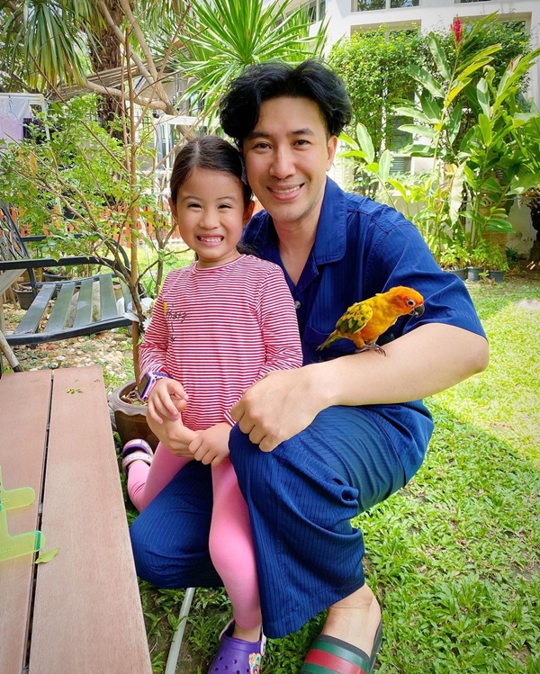 น้องมายู ทำคลิปอวยพรวันเกิดให้ ปะป๊าหนุ่ม น้องมายู ทำคลิปอวยพรวันเกิดให้ ปะป๊าหนุ่ม