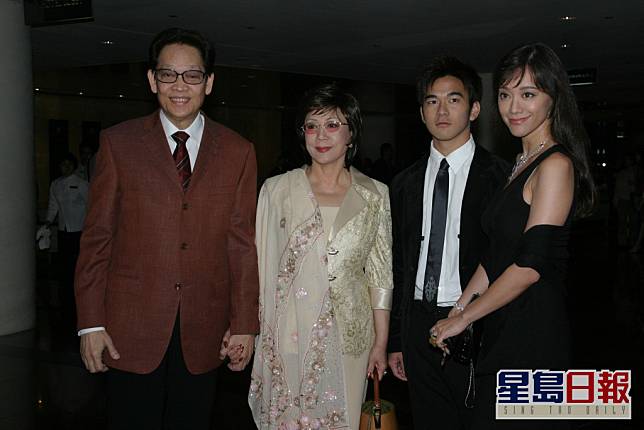 สุดอาลัย!! พัฒศรี 'แพซซี่' วงศ์สงวน อดีตนางเอกฮ่องกง เสียชีวิต วัย 88 ปี สุดอาลัย!! พัฒศรี 'แพซซี่' วงศ์สงวน อดีตนางเอกฮ่องกง เสียชีวิต วัย 88 ปี