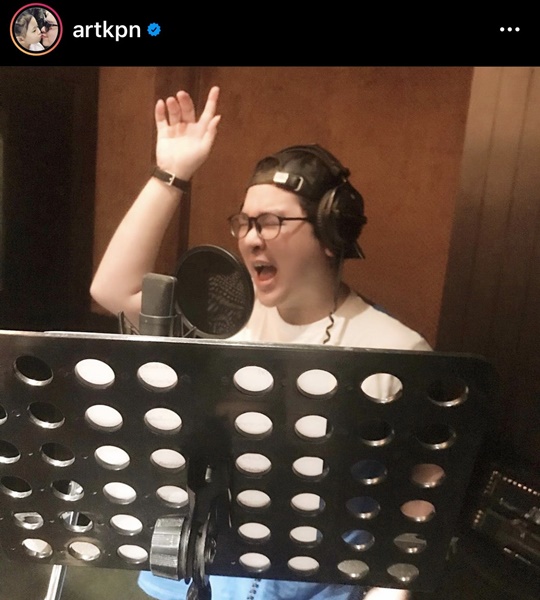 “อาร์ต KPN”  โพสต์ภาพที่ทำแฟนคลับตกใจ!! เลือดกำดาวไหลเต็มที่นอน