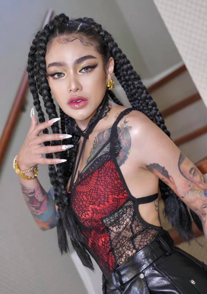 อย่านะคะ! พิมรี่พาย เผยทุ่มทุนเปิดค่ายเพลงร่วมกับ “กอล์ฟ ฟักกลิ้งฮีโร่” อย่านะคะ! พิมรี่พาย เผยทุ่มทุนเปิดค่ายเพลงร่วมกับ “กอล์ฟ ฟักกลิ้งฮีโร่”