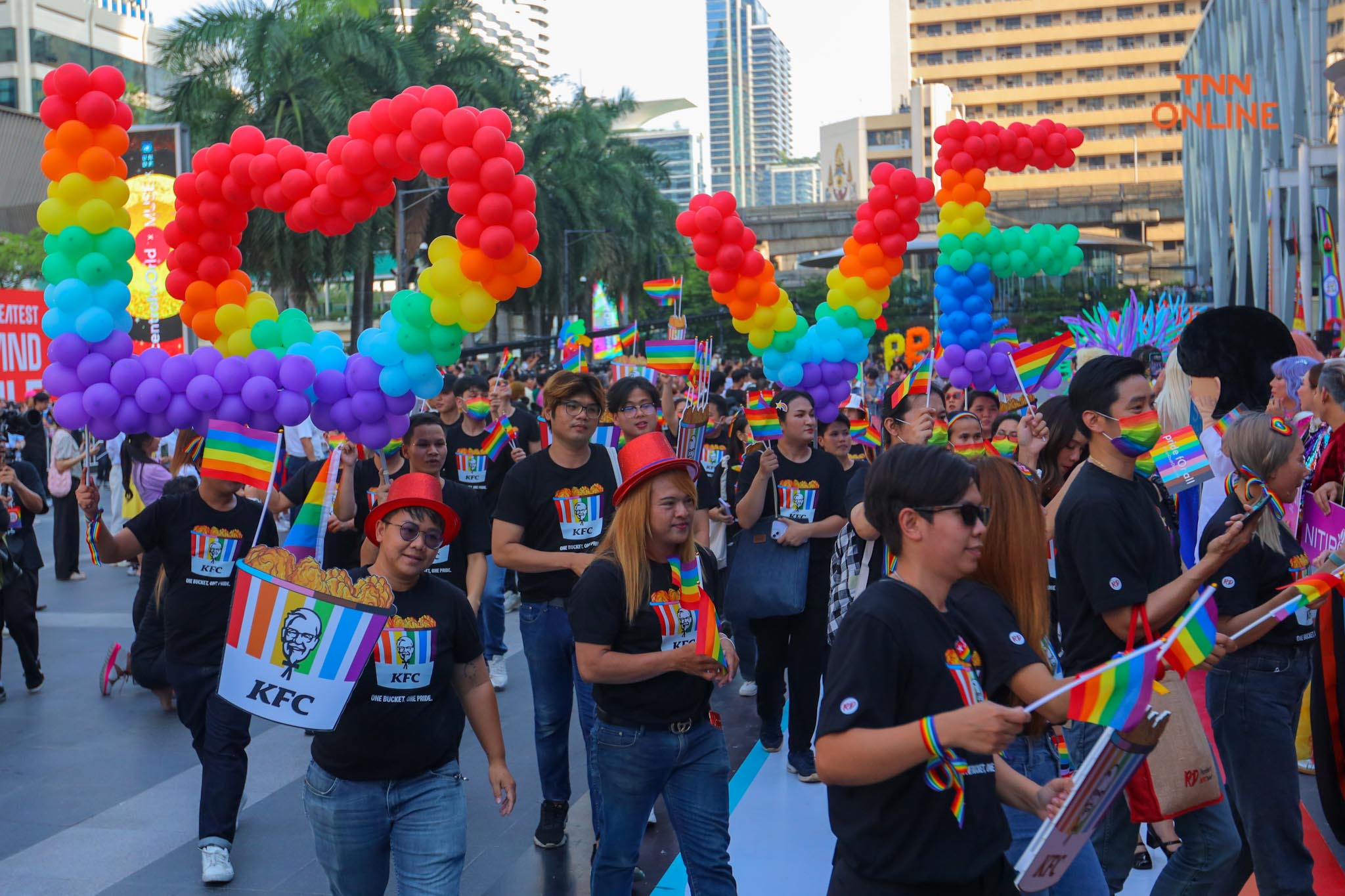 อลังการพาเหรด LGBTQIAN+ ร่วมฉลอง Pride Month สุดยิ่งใหญ่ กว่า 500 ชีวิต