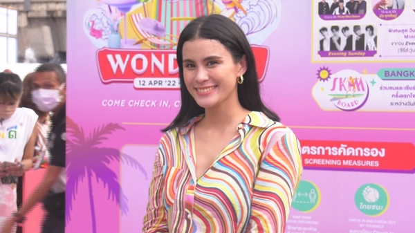 “มัดหมี่ พิมดาว” โสดแล้วงานรุมสัมพันธ์“สัว” แค่พี่น้องที่ดีต่อกัน  (มีคลิป)
