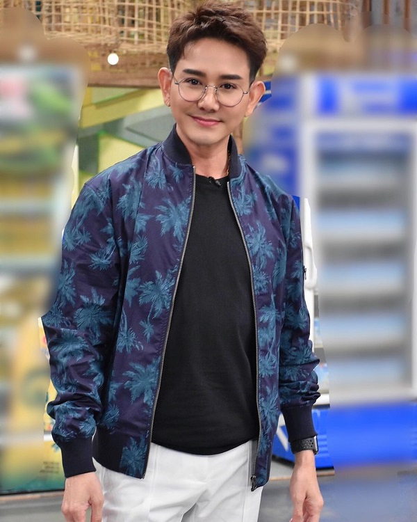 “เอ ไชยา” หลงใหลธรรมะเผยทำให้จิตใจสงบ (มีคลิป) “เอ ไชยา” หลงใหลธรรมะเผยทำให้จิตใจสงบ (มีคลิป)