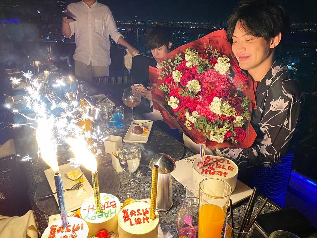ย้อนไทม์ไลน์ แต้ว ณฐพร เจ้าแม่แห่งวงการกักตัว 14 วัน