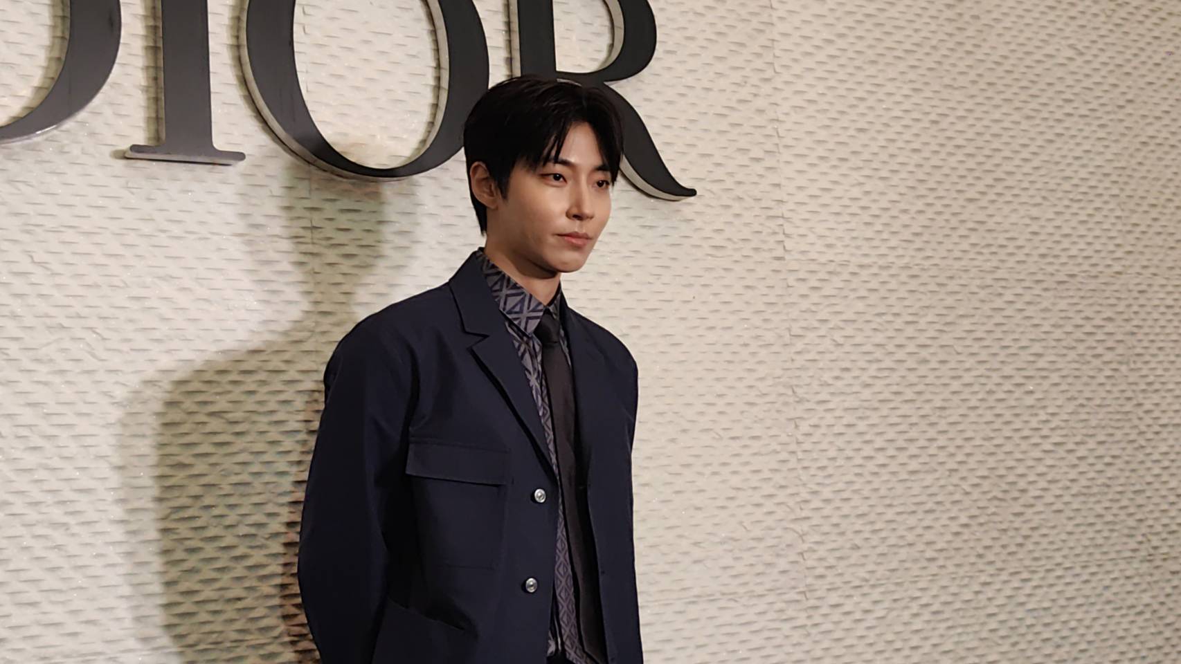 เปิดภาพหนุ่มหล่อ ฮวังอินยอบ ร่วมงานแบรนด์ Dior ที่ประเทศไทย