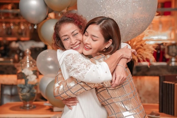 ปุ๊กลุก แจ้งกำหนดการพิธีไว้อาลัยคุณแม่