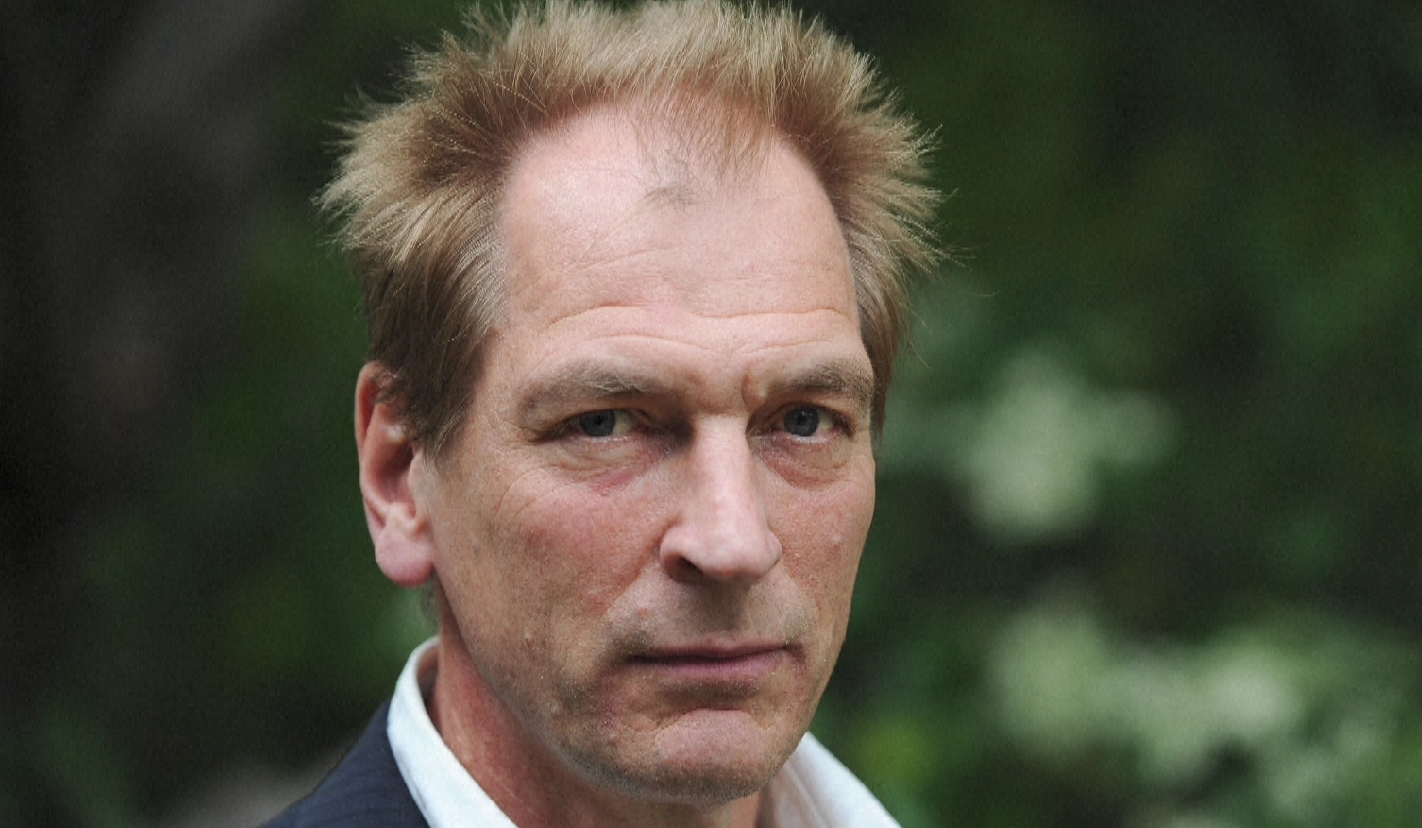 พบซากมนุษย์บริเวณที่ Julian Sands หายตัวไป 
