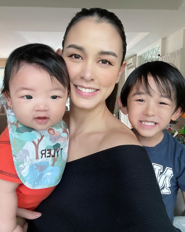 ชาย-วิกกี้ แพลนให้ลูกคนโตเข้าโรงเรียนหลังเลื่อนมา 2 ปี ทำใจหากต้องเรียนออนไลน์ ชาย-วิกกี้ แพลนให้ลูกคนโตเข้าโรงเรียนหลังเลื่อนมา 2 ปี ทำใจหากต้องเรียนออนไลน์