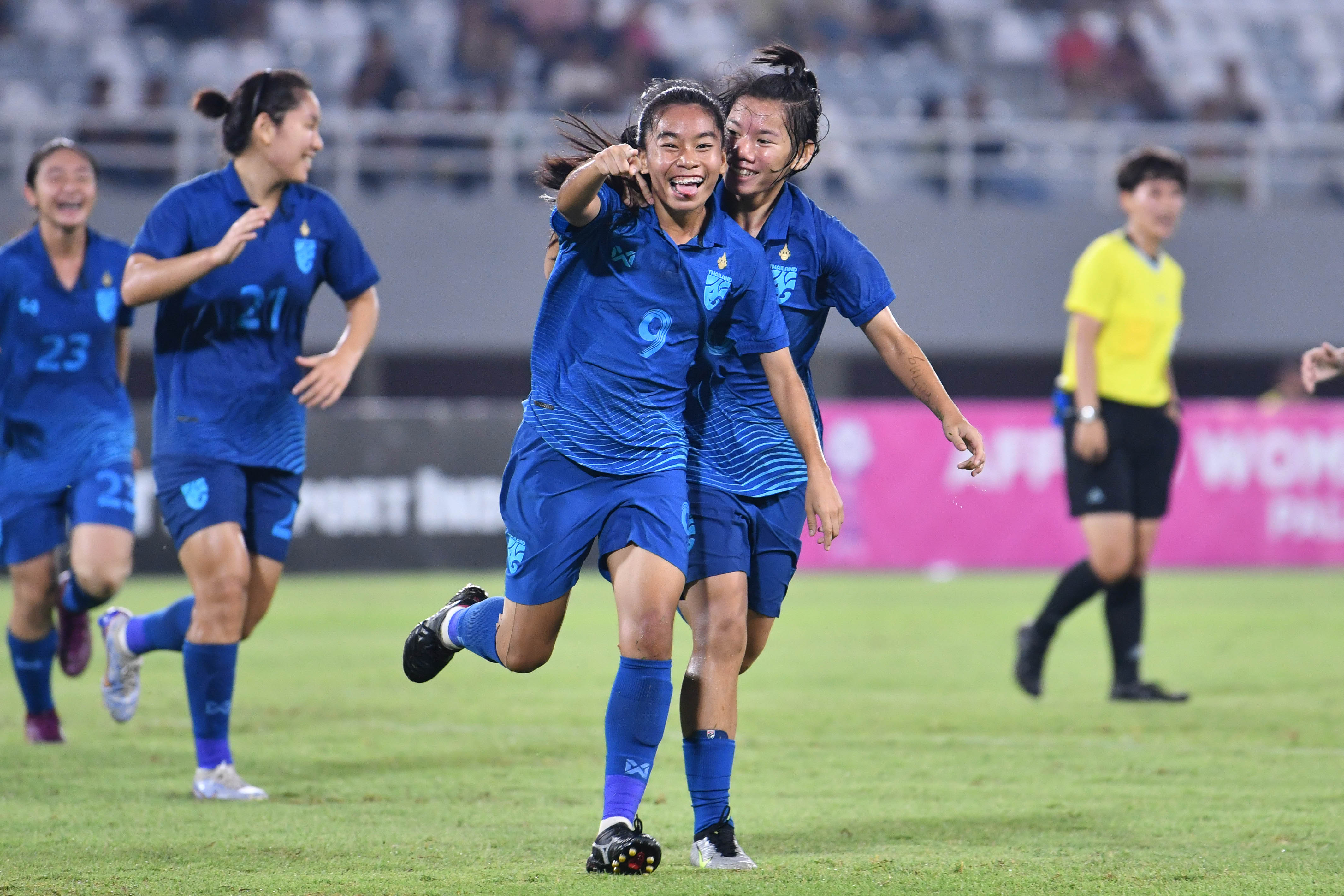 ผลฟุตบอลหญิง U19 ปี ชิงแชมป์อาเซียน 2023 รอบรองชนะเลิศ ไทย พบ อินโดนีเซีย ผลฟุตบอลหญิง U19 ปี ชิงแชมป์อาเซียน 2023 รอบรองชนะเลิศ ไทย พบ อินโดนีเซีย