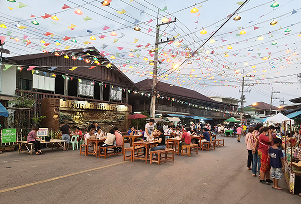 10 ที่เที่ยวกำแพงเพชร 2565 ดื่มด่ำธรรมชาติโอโซนเมืองรอง 10 ที่เที่ยวกำแพงเพชร 2565 ดื่มด่ำธรรมชาติโอโซนเมืองรอง