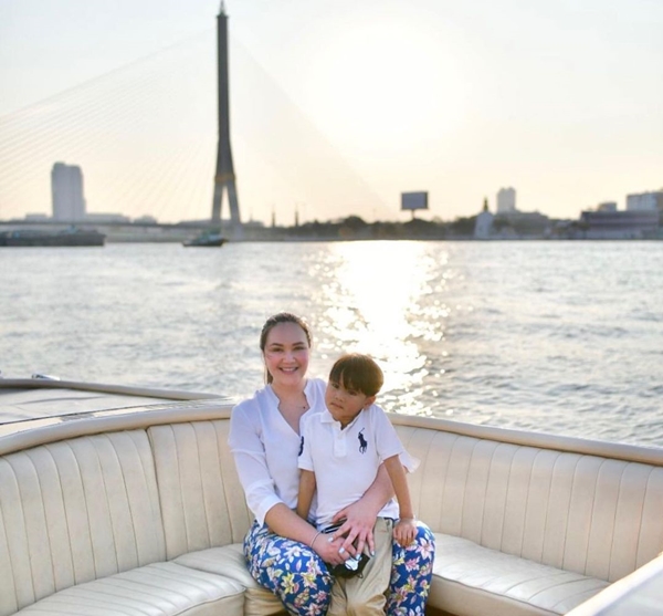ทาทา สุดเป็นห่วง  น้องเร ลูกชายแอดมิทด่วน!