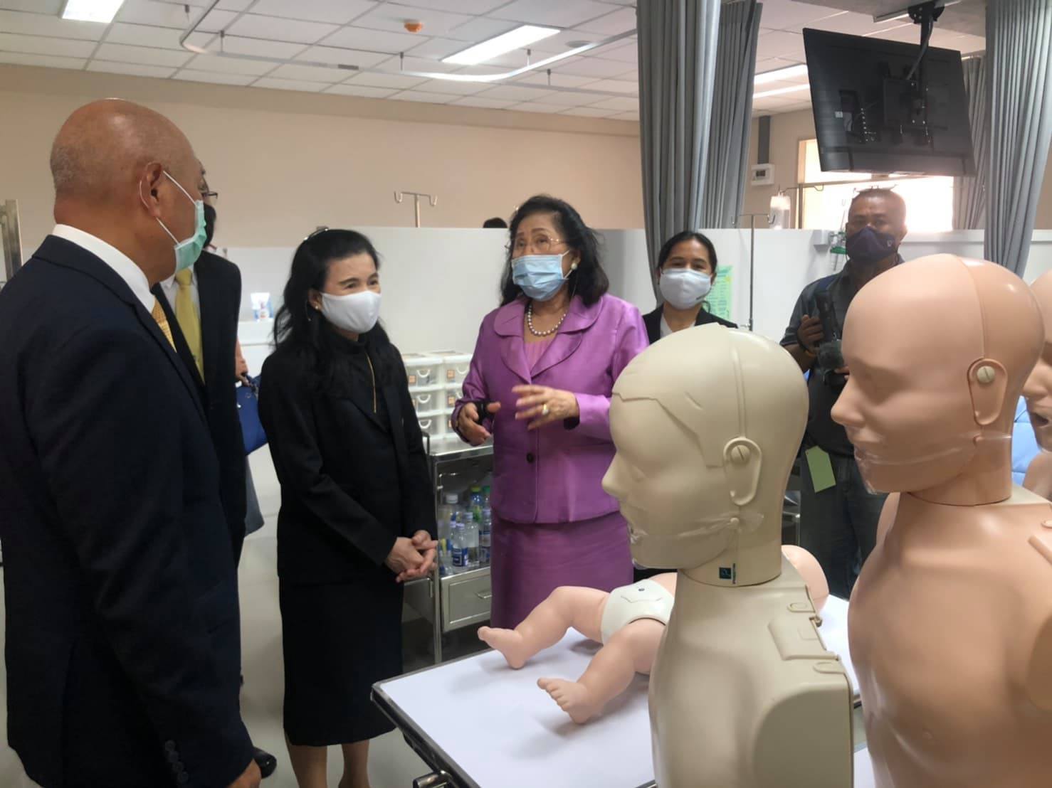 สาธิตเป็นปธ.“Open House ม.รัตนบัณฑิต” ชูหลักสูตรพยาบาล