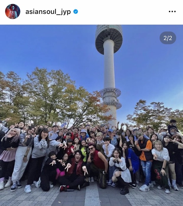 สุดเซอร์ไพรส์!! 'พัคจินยอง’ ประธานค่าย JYP ลัดฟ้าถ่าย Dance Challenge ที่เสาชิงช้า สุดเซอร์ไพรส์!! 'พัคจินยอง’ ประธานค่าย JYP ลัดฟ้าถ่าย Dance Challenge ที่เสาชิงช้า