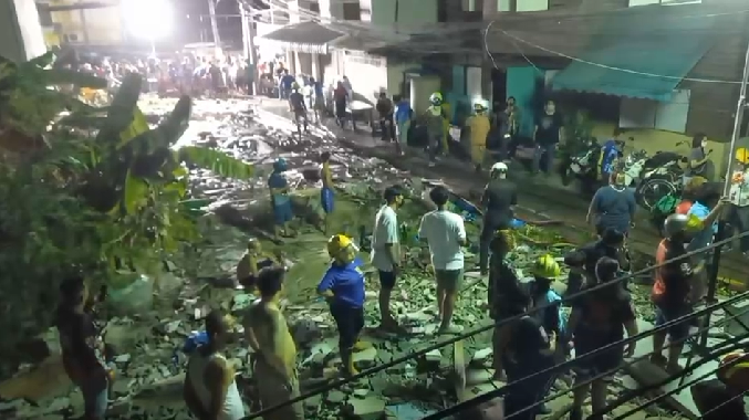 ระทึก! ไฟไหม้ชุมชนในซอยสุขสวัสดิ์ 52 เสียหาย 7 หลัง เจ็บ 3 ราย