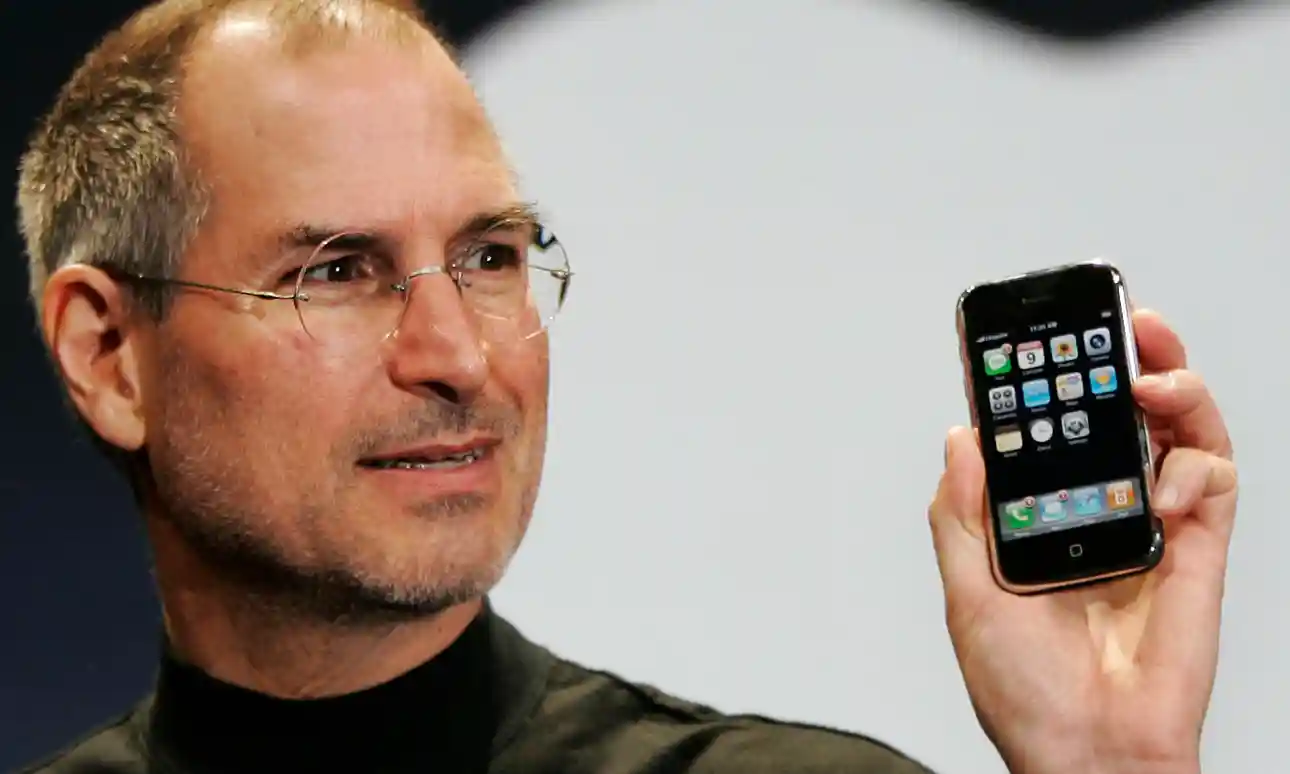 ชี้ช่องรวย ! iPhone รุ่นแรกถูกประมูลในราคา 6.4 ล้านบาท ฟาดกำไร 300 เท่า ! ชี้ช่องรวย ! iPhone รุ่นแรกถูกประมูลในราคา 6.4 ล้านบาท ฟาดกำไร 300 เท่า !