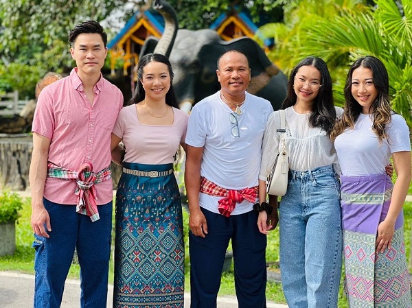  ไมค์ ภิรมย์พร จัดงานบายศรีสู่ขวัญ ต้อนรับลูกสาวกลับเมืองไทย (มีคลิป)