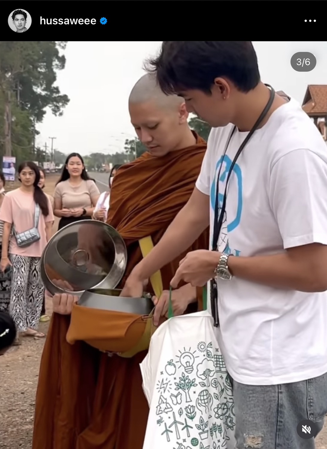 เด็กวัดคนนี้หน้าคุ้นๆ เข้ม หัสวีร์ ขอเดินบิณฑบาตพร้อม หลวงพี่ยูโร เด็กวัดคนนี้หน้าคุ้นๆ เข้ม หัสวีร์ ขอเดินบิณฑบาตพร้อม หลวงพี่ยูโร