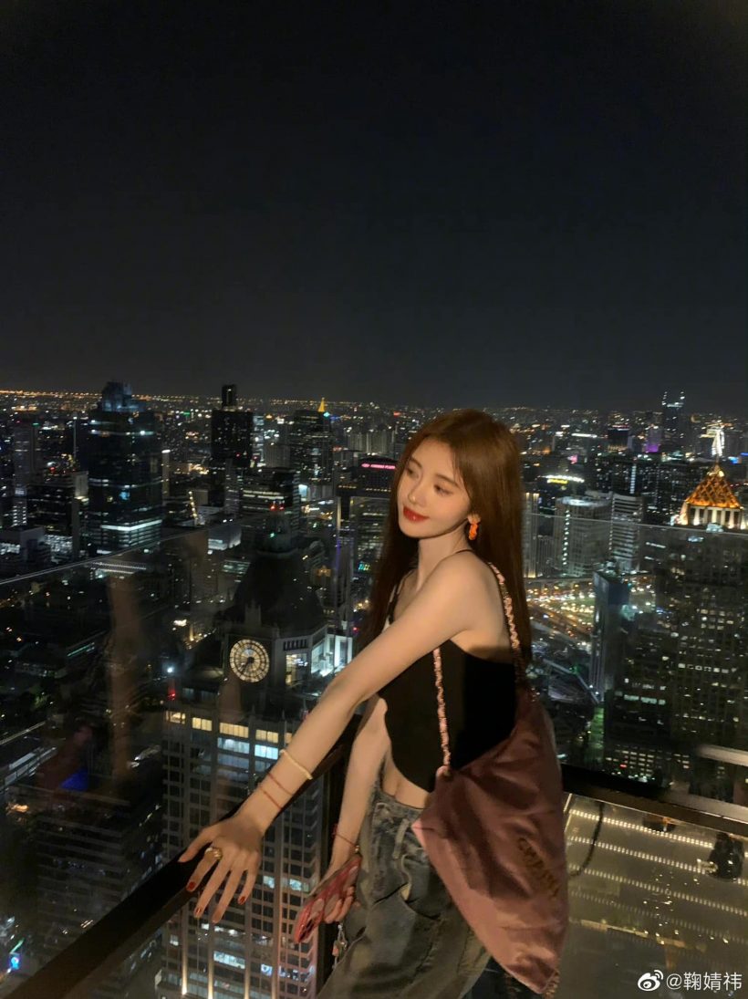 หนุ่มไทยใจละลาย!! ‘จวีจิ้งอี’ นางเอกจีน ‘ตำนานรักนางพญางูขาว’ ลัดฟ้าเที่ยวไทย หนุ่มไทยใจละลาย!! ‘จวีจิ้งอี’ นางเอกจีน ‘ตำนานรักนางพญางูขาว’ ลัดฟ้าเที่ยวไทย