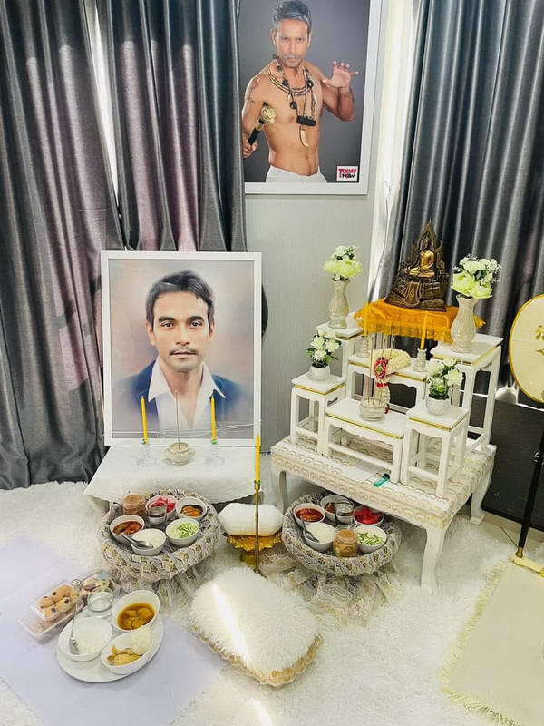 ครอบครัว เมฆ วินัย ไกรบุตร ร่วมทำบุญ100วัน เอ๋ อรชัญญาช์ เล่าสามีมาเข้าฝัน ครอบครัว เมฆ วินัย ไกรบุตร ร่วมทำบุญ100วัน เอ๋ อรชัญญาช์ เล่าสามีมาเข้าฝัน
