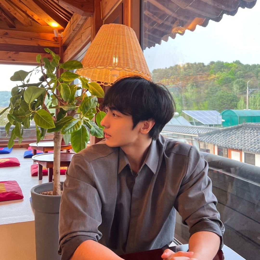 ยกย่อง 'อีจีฮัน'!! นักแสดงเกาหลี สละชีวิตตัวเองช่วยเหยื่อฮาโลวีนอิแทวอน