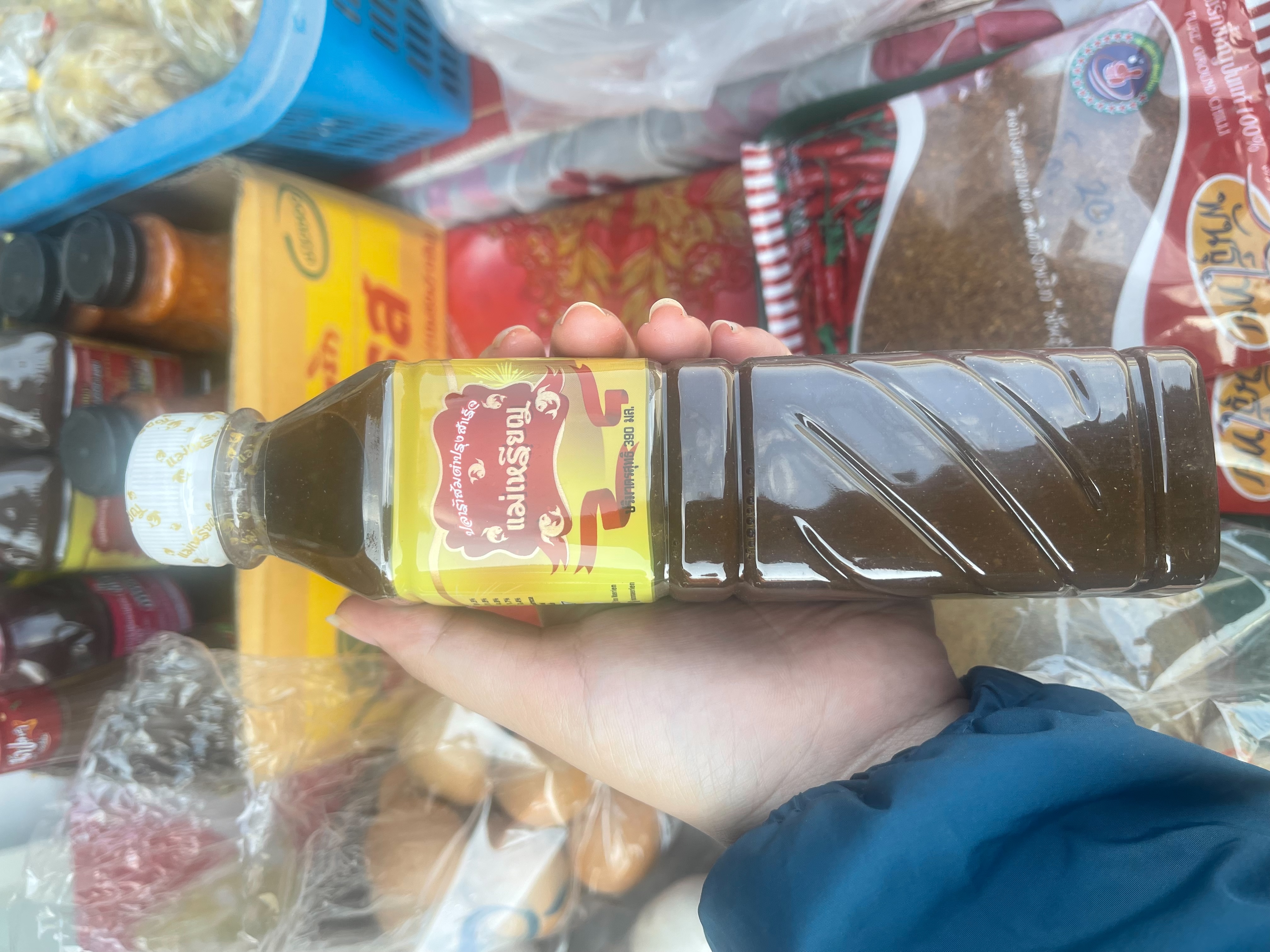 6 น้ำปลาร้าแบบขวดยี่ห้อไหนดี ปี 2023 หอมเข้มข้น สะอาด อร่อยนัว!