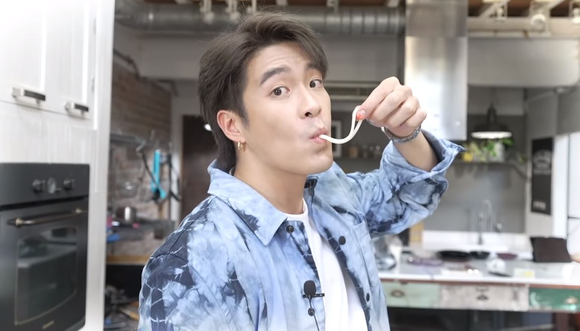 คิมิโนโตะกับ ต้าวโบว์ อวดซีนหวานคู่ อาเล็ก โชว์ฝีมือทำอาหาร