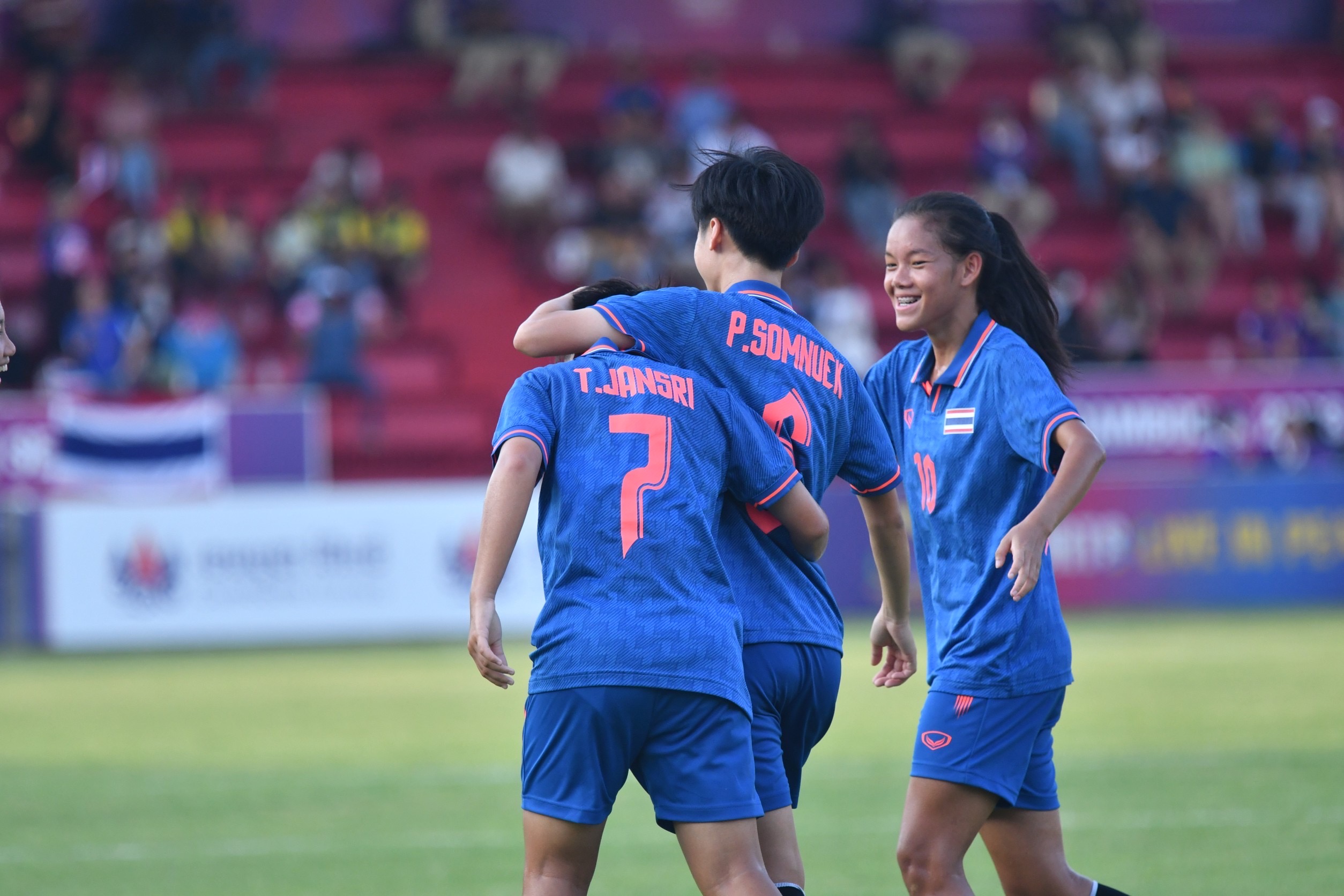 ผลฟุตบอลหญิง ซีเกมส์ 2023 รอบแบ่งกลุ่ม นัดที่สอง ไทย พบ ลาว ผลฟุตบอลหญิง ซีเกมส์ 2023 รอบแบ่งกลุ่ม นัดที่สอง ไทย พบ ลาว