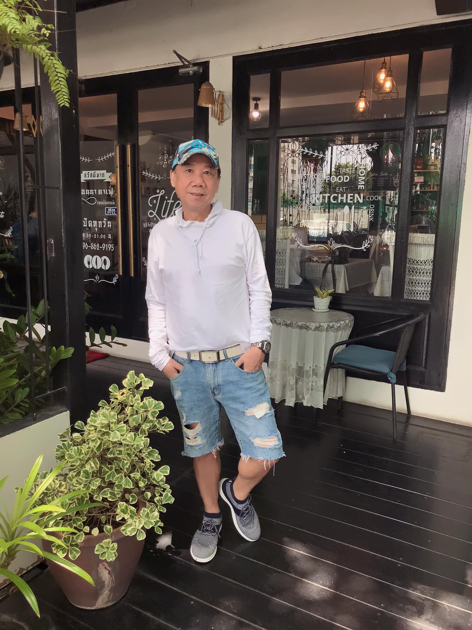 แอนนา ชวนชื่น มีปัญหาข้อเข่าเสื่อม หมอเตือนอาจจะเดินไม่ได้ แอนนา ชวนชื่น มีปัญหาข้อเข่าเสื่อม หมอเตือนอาจจะเดินไม่ได้