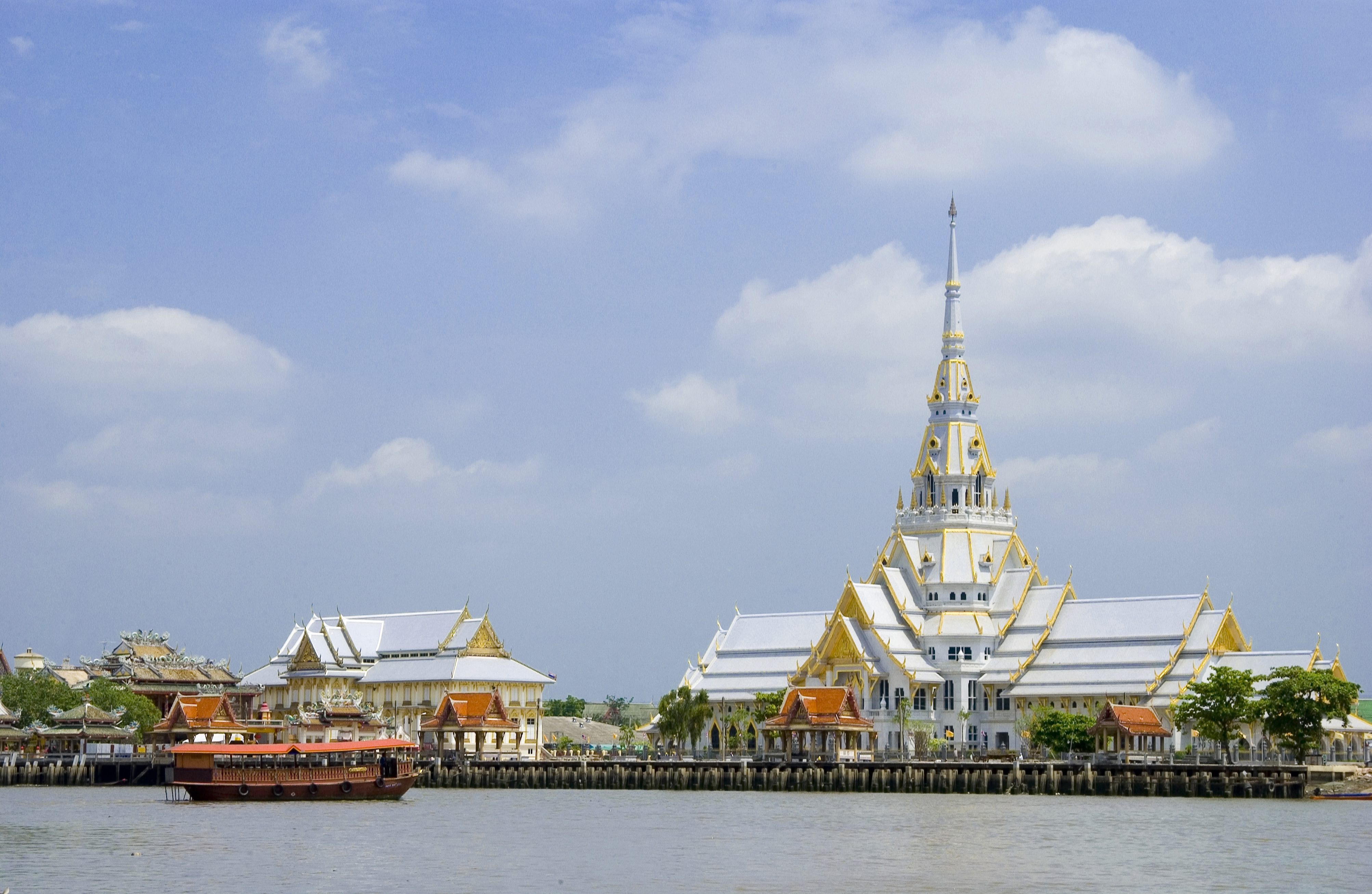 ไหว้พระ 9 วัด ฉะเชิงเทรา 2566 ชมความงามวัดดัง สายบุญห้ามพลาด! ไหว้พระ 9 วัด ฉะเชิงเทรา 2566 ชมความงามวัดดัง สายบุญห้ามพลาด!