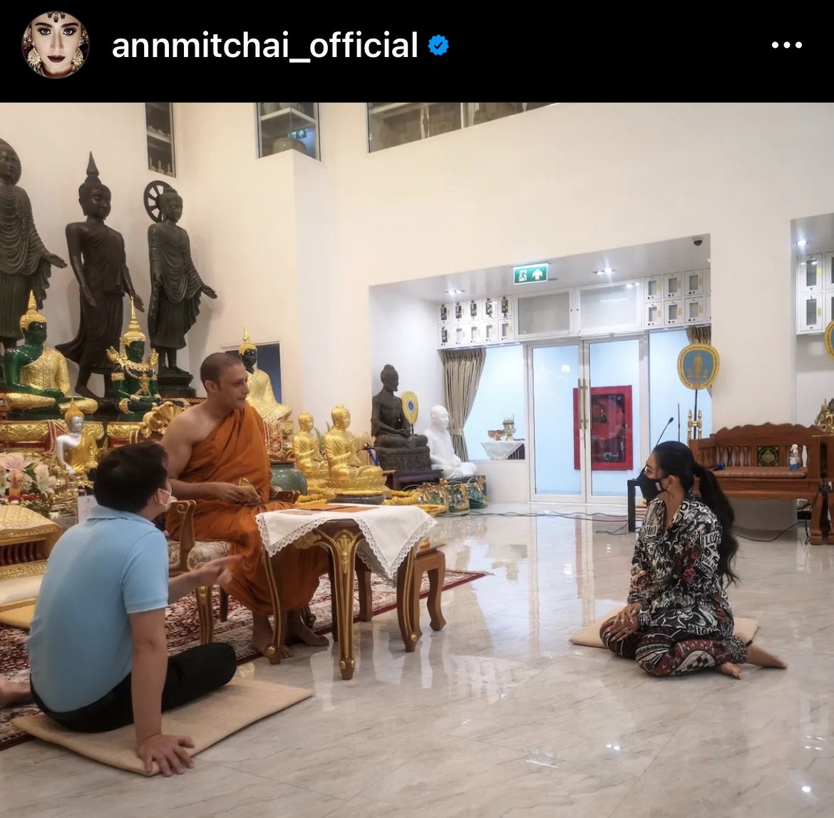แอน มิตรชัย เผยภาพมีโอกาสถวายเพล พระกากัน มาลิค 