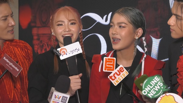 วง New Country เปิดมินิคอนเสิร์ตโชว์ซิงเกิ้ลใหม่ เฉือนใจ  (มีคลิป)