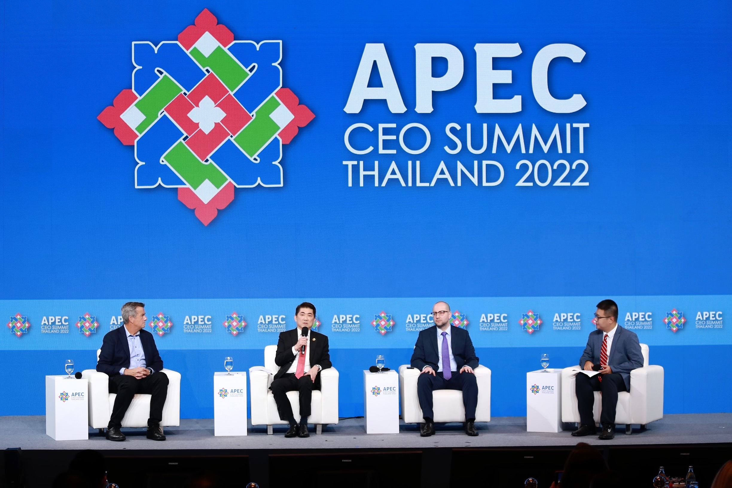 CEO ซีพีเอฟ เป็นตัวแทนเครือ CP และภาคเอกชนไทย ร่วมหารือประเด็นความมั่นคงทางอาหาร