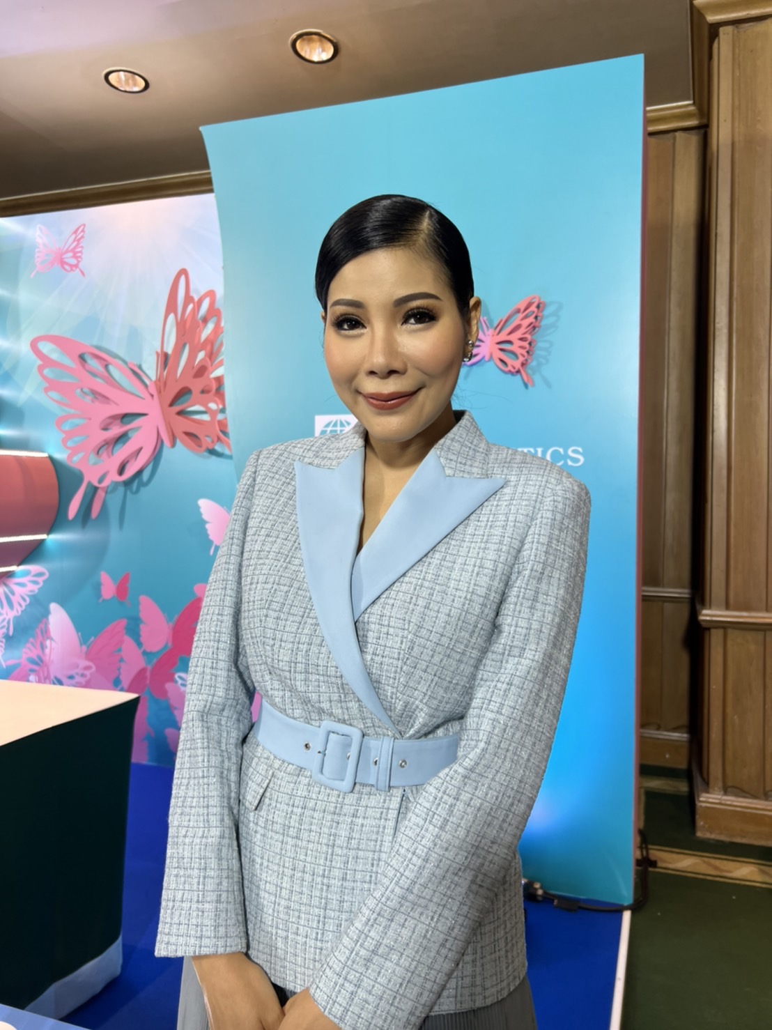 “แหวนแหวน” แจงดราม่า คลิปจับมือ “อั้ม พัชราภา” ยันทั้งคู่เลิกกันด้วยดี