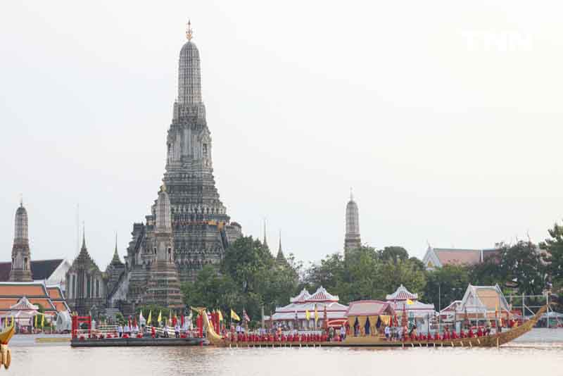 ซ้อมใหญ่เสมือนจริงครั้งแรก ขบวนพยุหยาตราทางชลมารค ในพระราชพิธีเสด็จพระราชดำเนินถวายผ้าพระกฐิน ณ วัดอรุณราชวรารามราชวรวิหาร ซ้อมใหญ่เสมือนจริงครั้งแรก ขบวนพยุหยาตราทางชลมารค ในพระราชพิธีเสด็จพระราชดำเนินถวายผ้าพระกฐิน ณ วัดอรุณราชวรารามราชวรวิหาร
