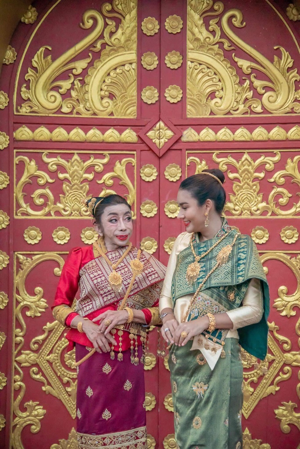 สิตางศุ์ บัวทอง โพสต์ขอโทษ พร้อมชี้แจงประเด็นภาพไม่เหมาะสม หลังประเทศเพื่อนบ้านคอมเมนต์เดือด สิตางศุ์ บัวทอง โพสต์ขอโทษ พร้อมชี้แจงประเด็นภาพไม่เหมาะสม หลังประเทศเพื่อนบ้านคอมเมนต์เดือด