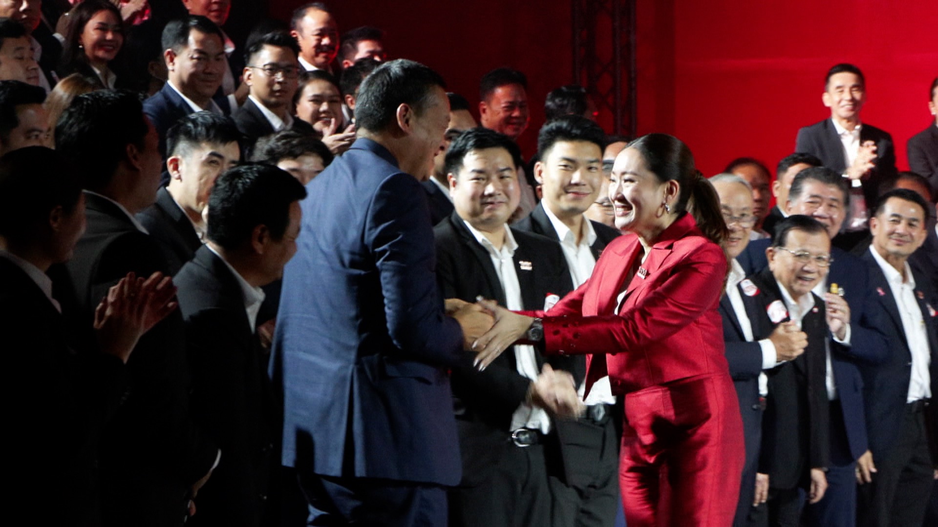 “แพทองธาร” กุมบังเหียน ขอนำ “เพื่อไทย” ทวงคืนอันดับ 1 “แพทองธาร” กุมบังเหียน ขอนำ “เพื่อไทย” ทวงคืนอันดับ 1